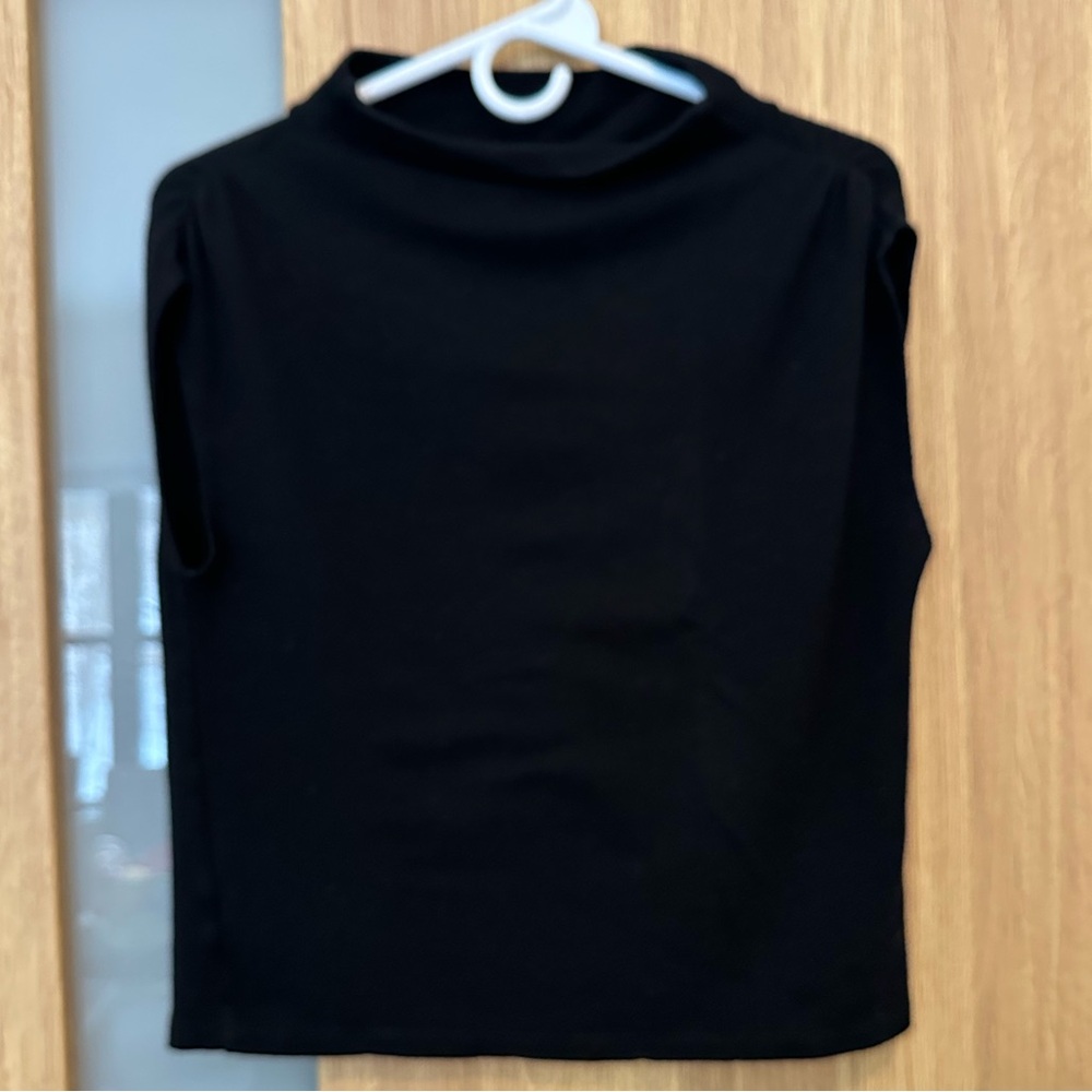 Monrow Black Sleeveless Mock Neck Top